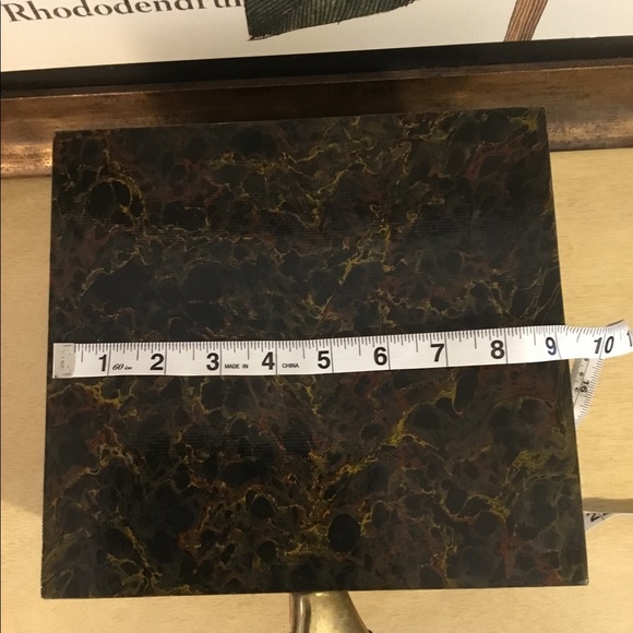 Faux Tortoise Shell Stash Box - Picture 4 of 11